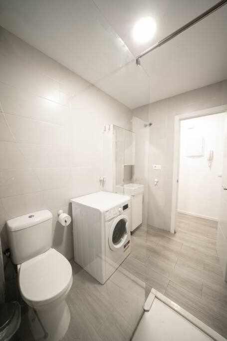 מאלגה 1 Room Atico Pedregalejo מראה חיצוני תמונה