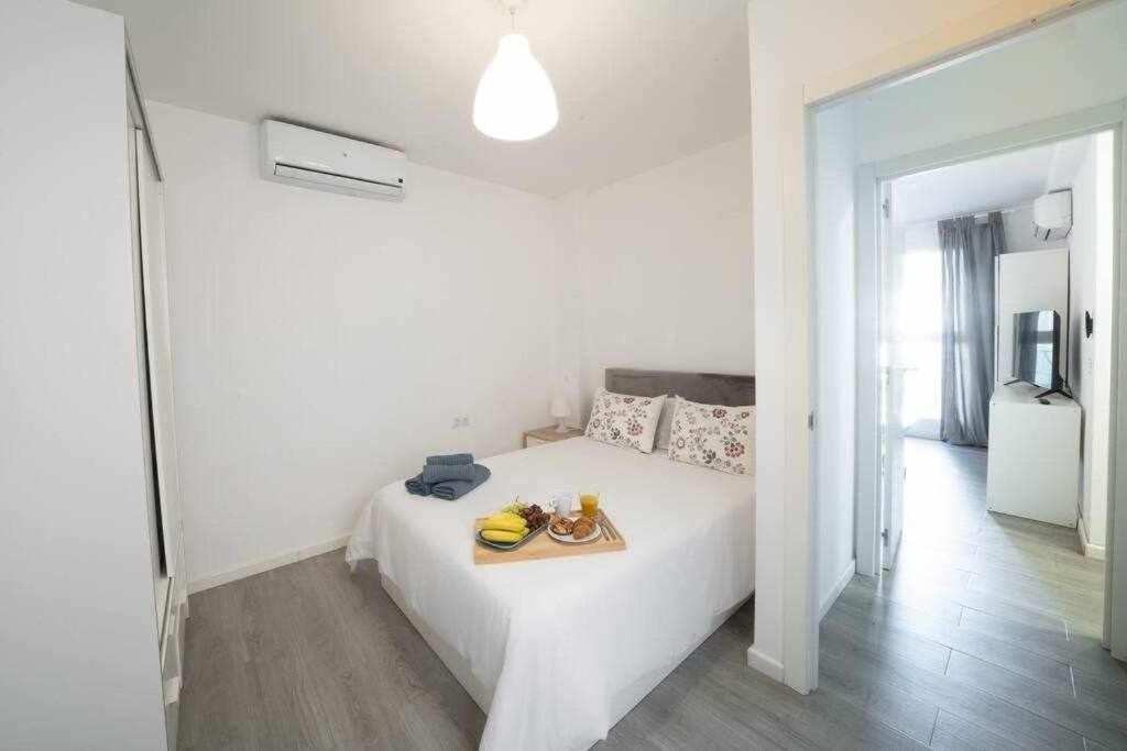 מאלגה 1 Room Atico Pedregalejo מראה חיצוני תמונה